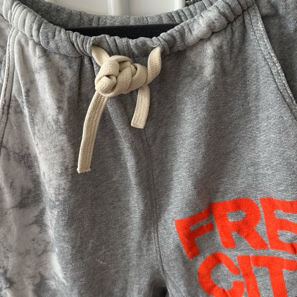 Freecity Heather Grey BleachOut Large Logo Sweatpants with Pockets - Picture 5 of 10